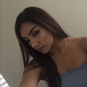 Meet your Posher, Alison